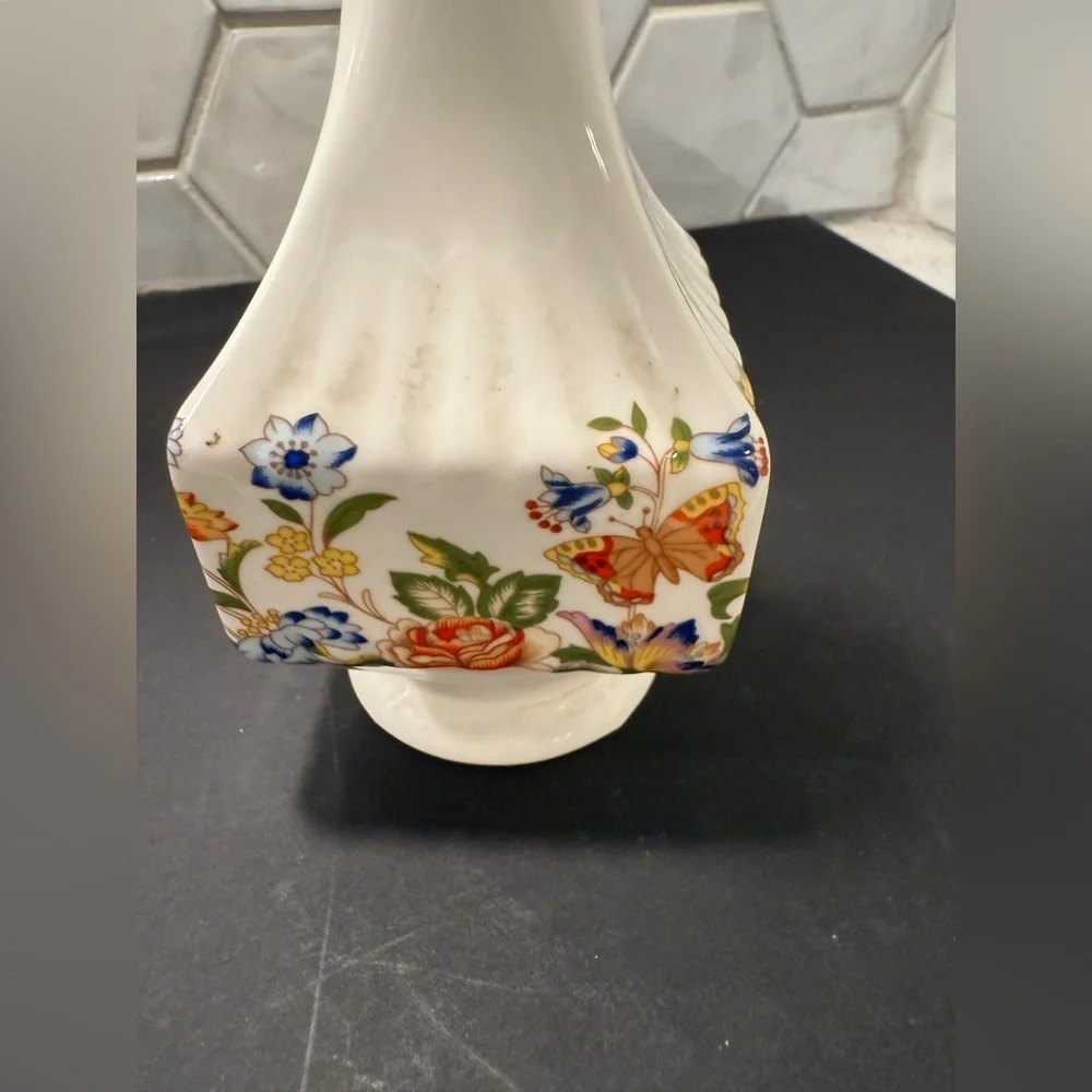 Aynsley Vintage Cottage Garden Floral Mini Bud Vase 70’s Fine Bone China England